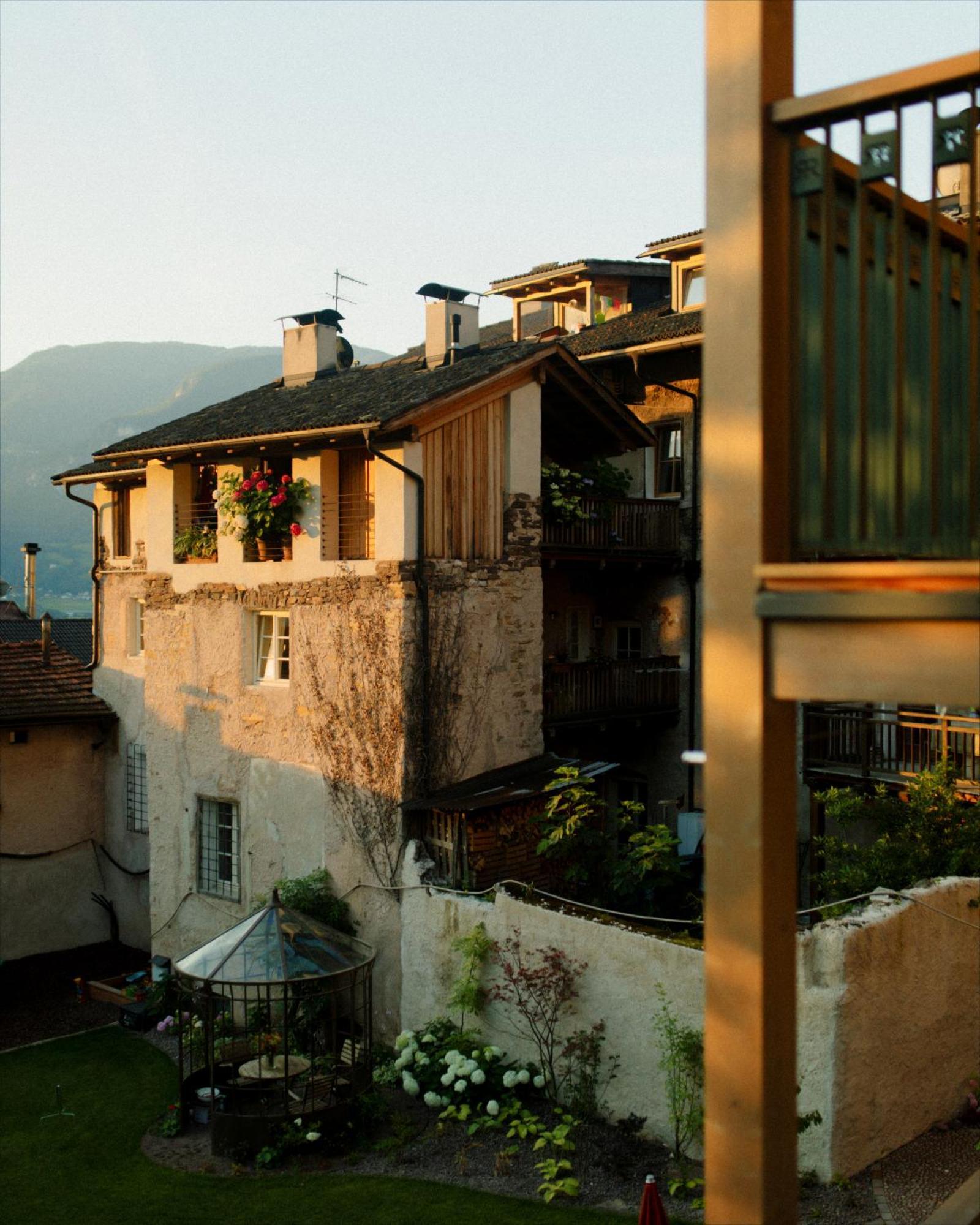 Langenmantel Historic Suites Termeno Exterior photo